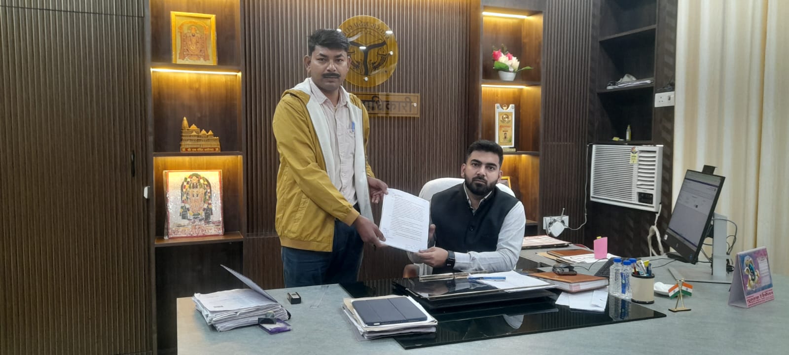 महाराजगंज: सरकारी खलिहान पर ‘भू-माफिया’ का पक्का कब्जा, अब क्या चलेगा बाबा का बुल्डोजर?